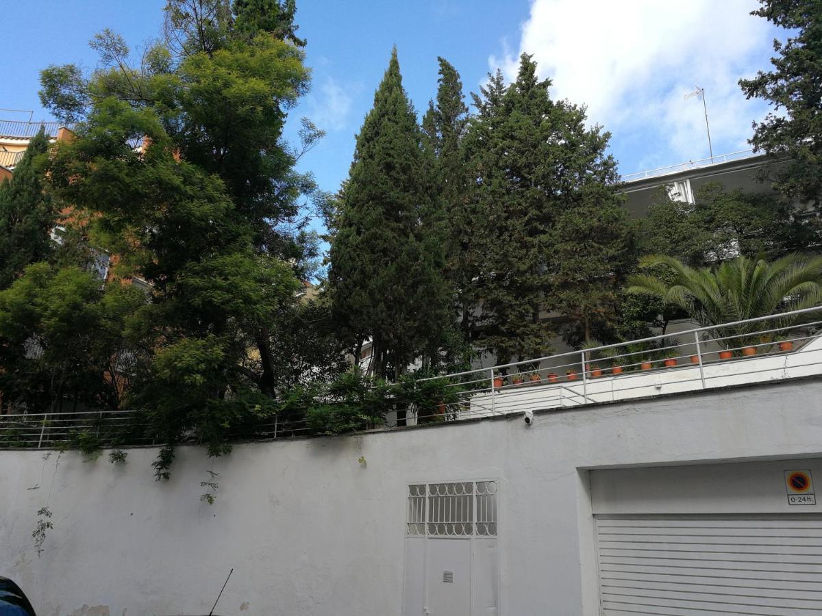 Casa Vilaro Park Guell バルセロナ エクステリア 写真